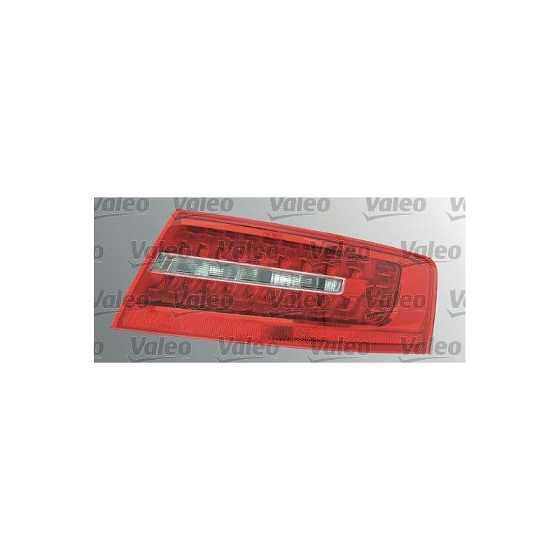 Zadní světlo pravé LED pro Audi A6 C6 Saloon / Sedan (2008-2011) VALEO 043843